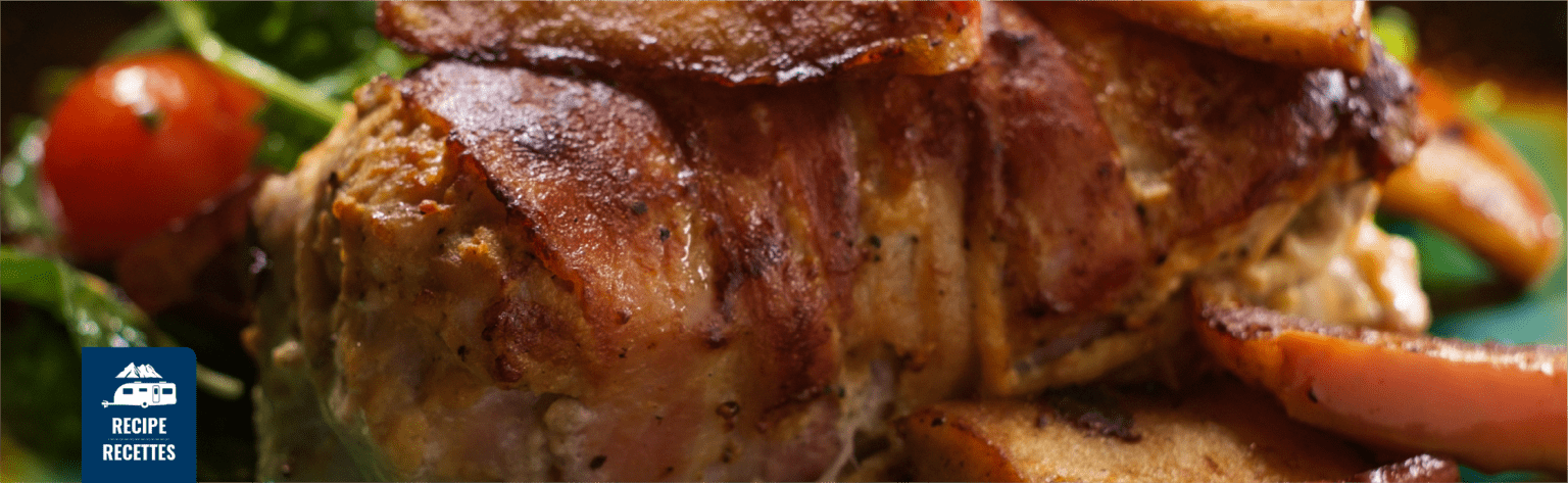 Poulet BBQ aux pommes enrobé de bacon